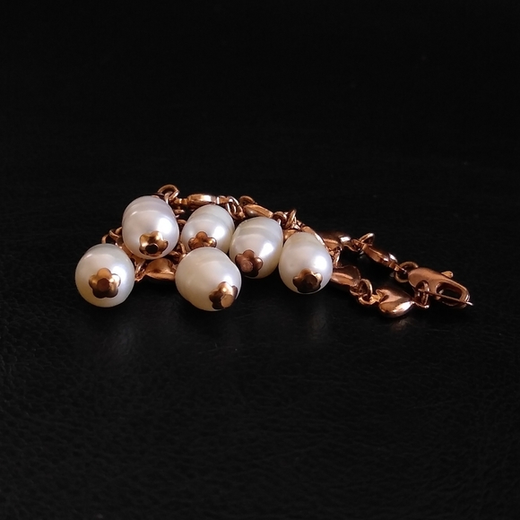 Vintage 18k gold plated bracelet with pearl charms - Picture 1 of 4